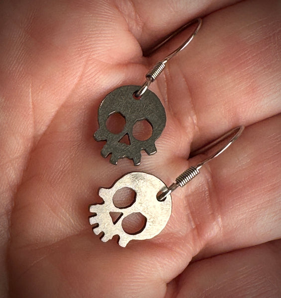 Skully Titanium Earring set